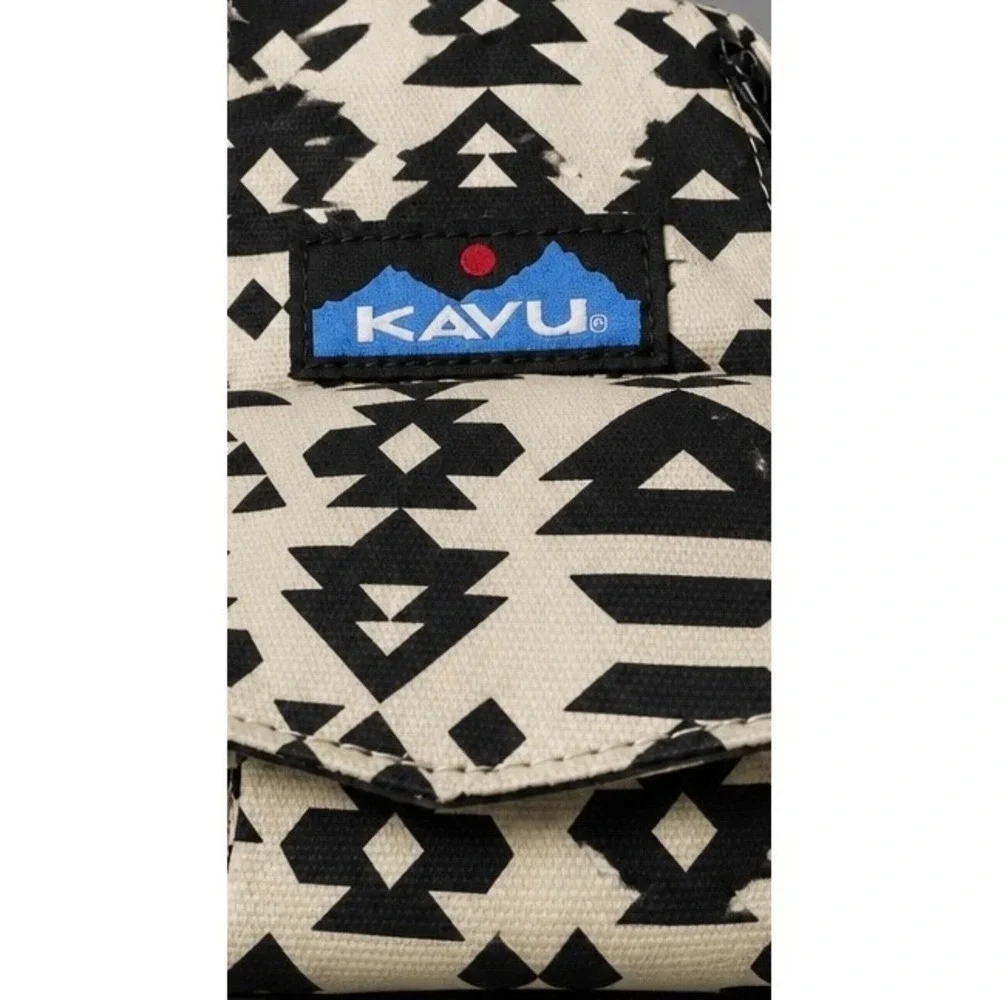 KAVU Rope Bag Sling Backpack Cream Black Geometric Tribal Print Canvas OS - Picture 4 of 4